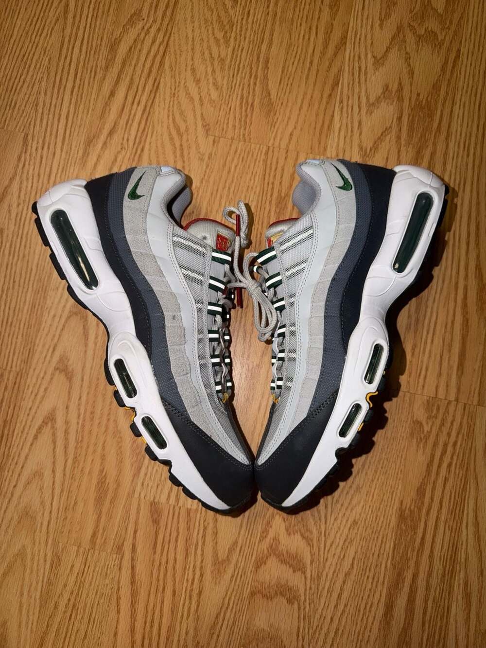 Nike Air Max 95 'Prep School' Pure Platinum Gorge Green DM0011-002